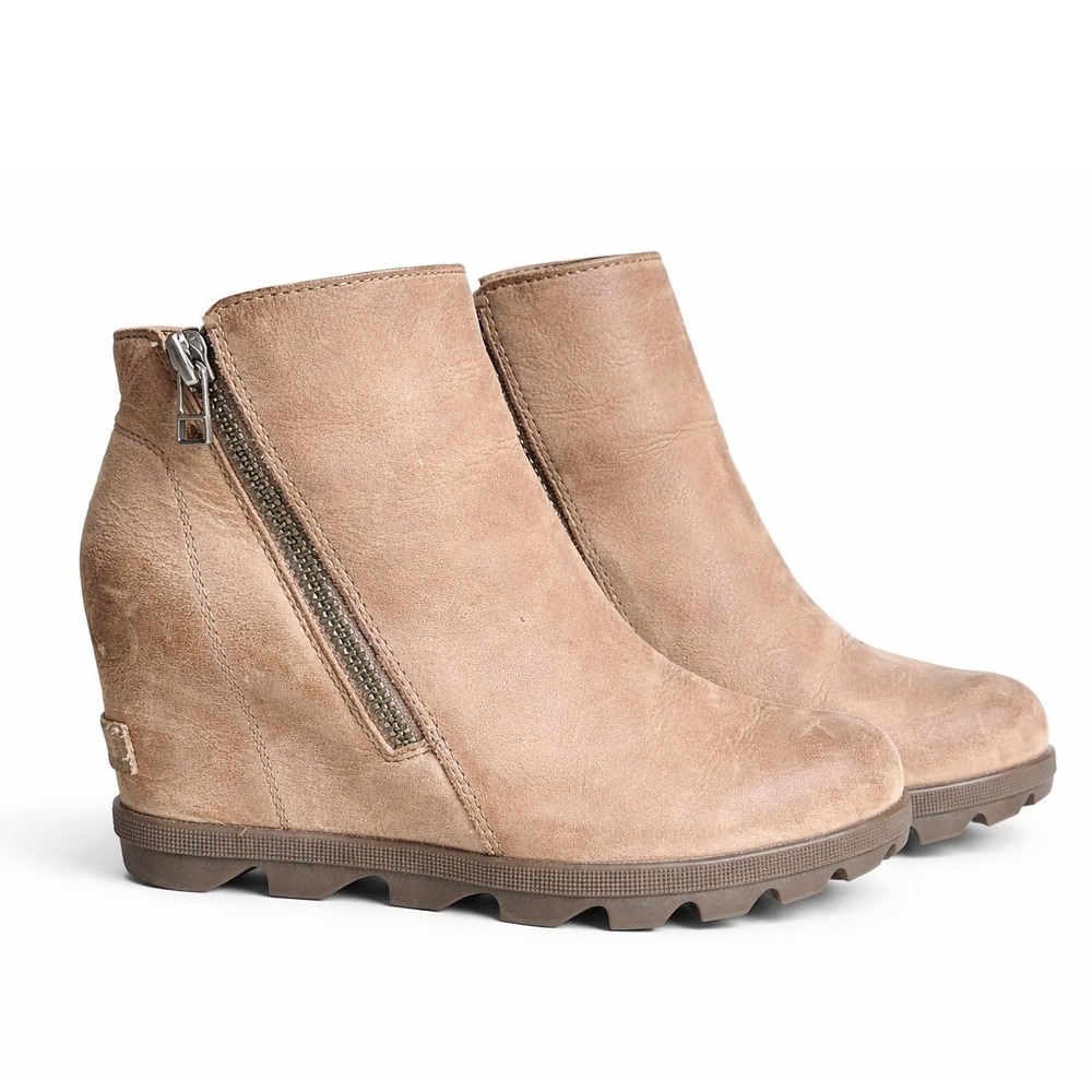 Sorel Joan of Arctic‎ II Leather US 7 Wedge Boots Booties Zip Up Tan Nubuck
